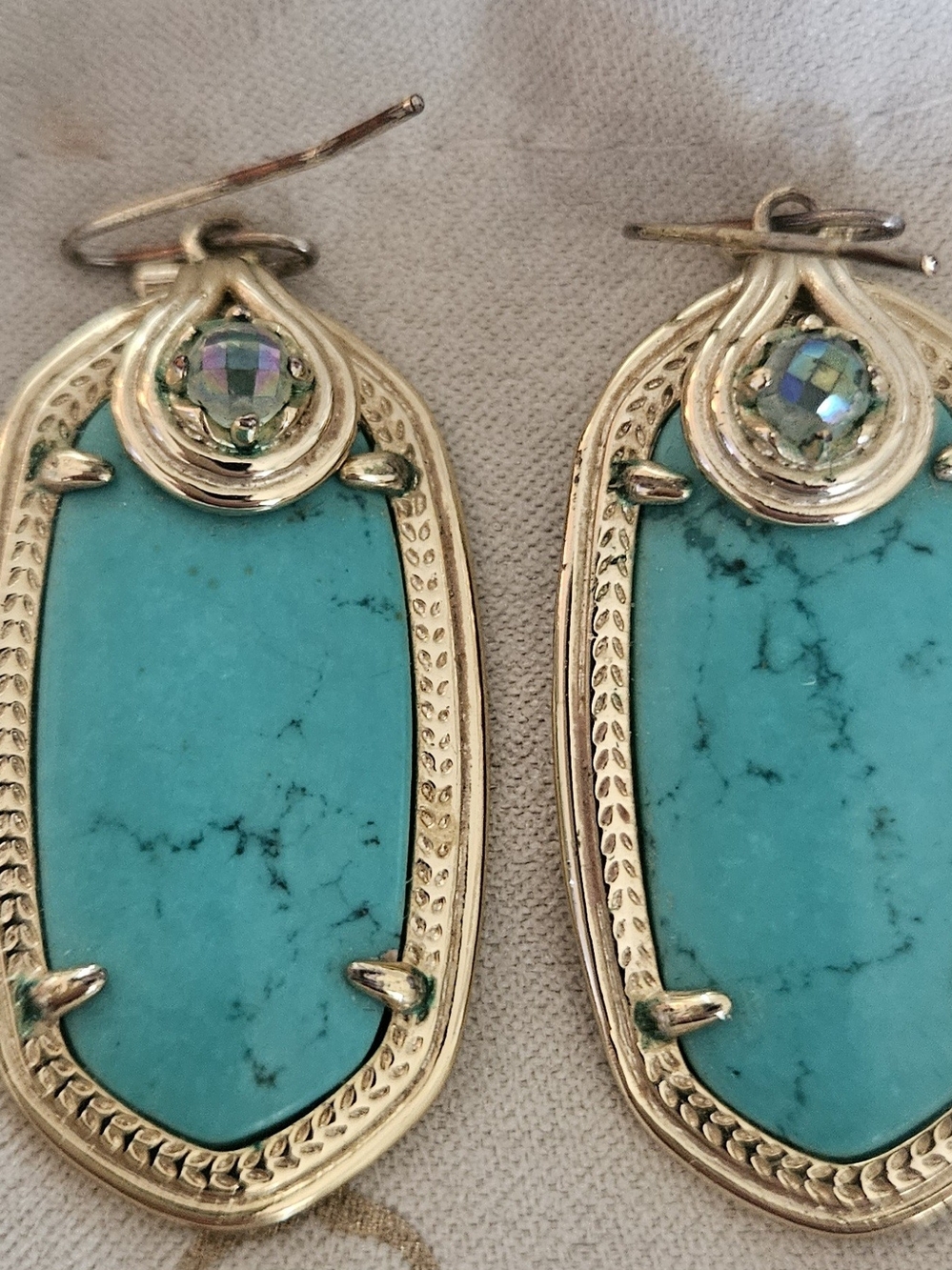 Kendra Scott "LEE" Turquoise Stone Gold-Tone Earrings with Iridescent Accents